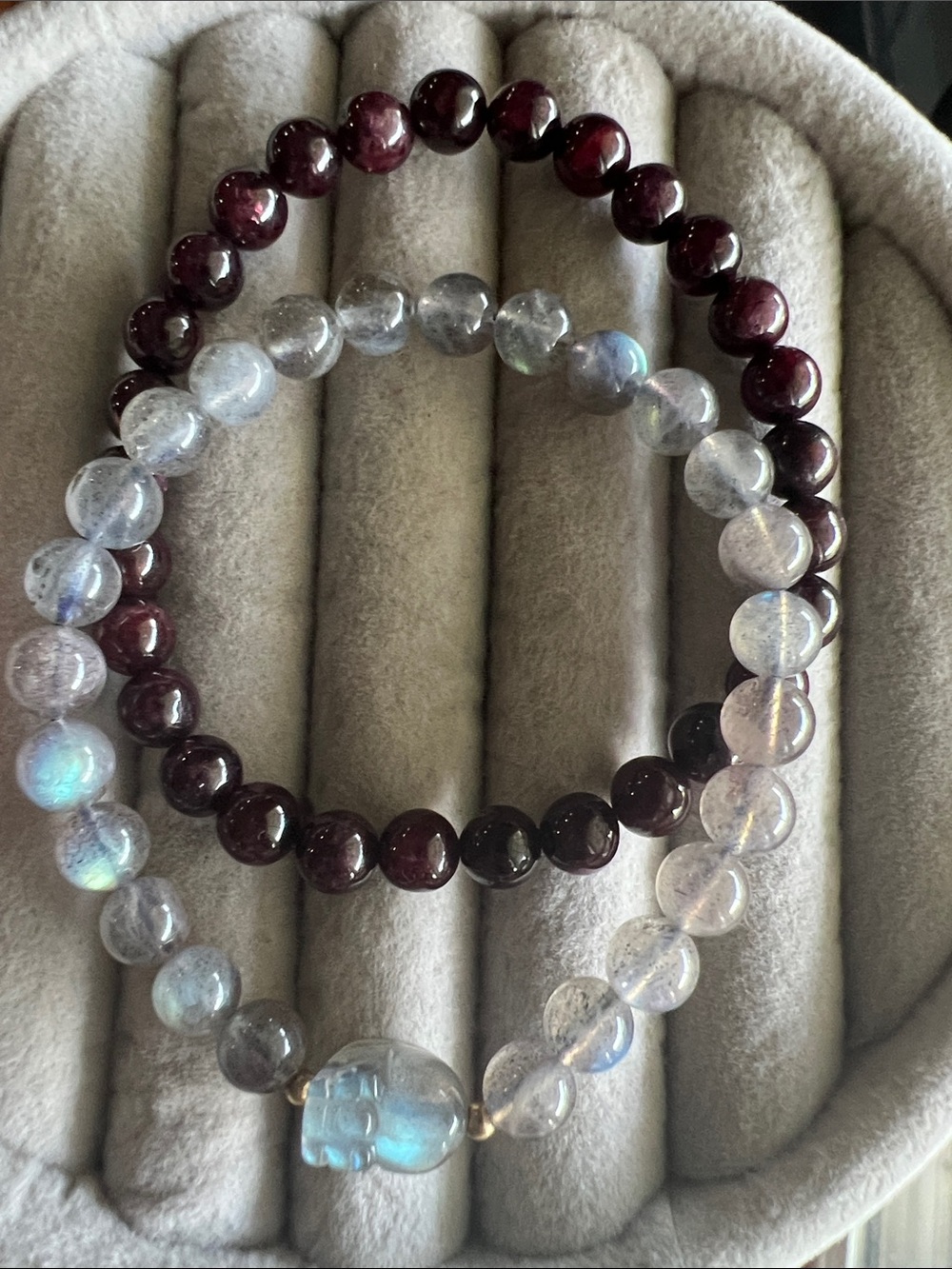 4-5 mm Garnet and Labradorite Beaded bracelet set